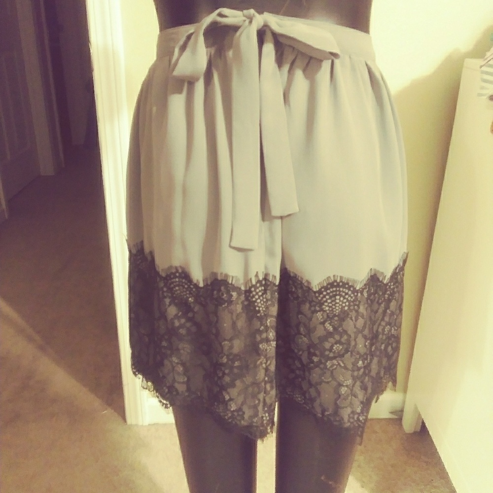 Super cute grey & black lace trimmed skirt